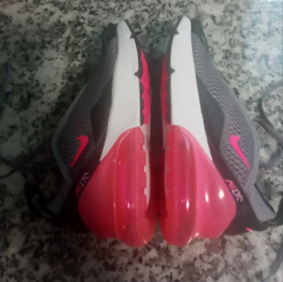 Nike Kids Air Max 270 Gray and Pink Athletic Shoes Size 12C (Like New) - Picture 4 of 6
